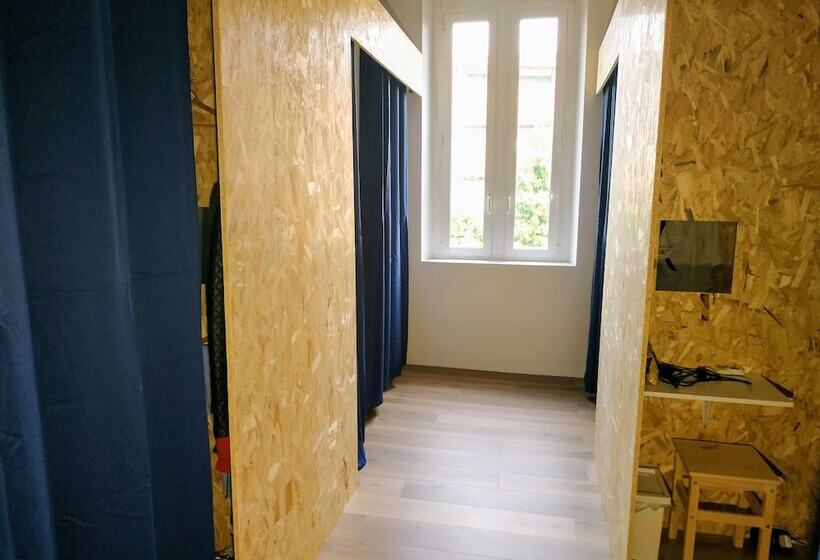 بنسيون A46 Foresteria Lombarda