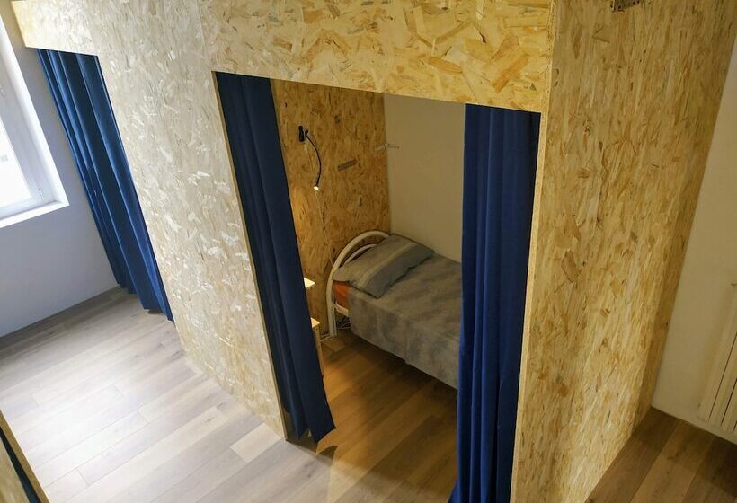 بنسيون A46 Foresteria Lombarda