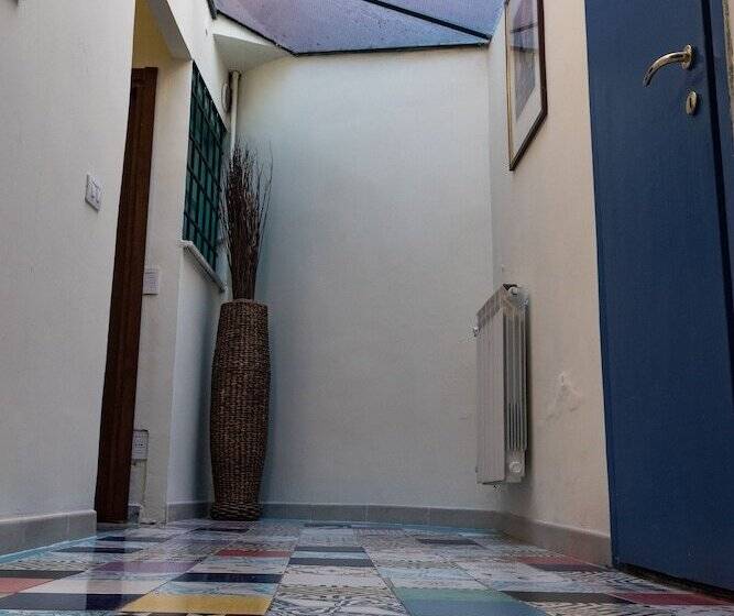 بنسيون Antica Terrazza Frascati