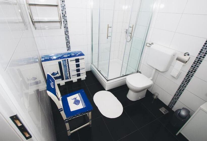 פנסיון Apartments And Rooms Ille