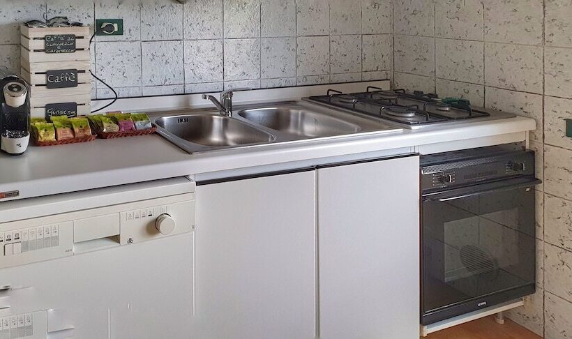 بنسيون B&b Ricci By Holidayngo