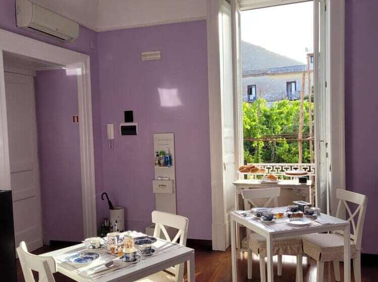 פנסיון Caluga House