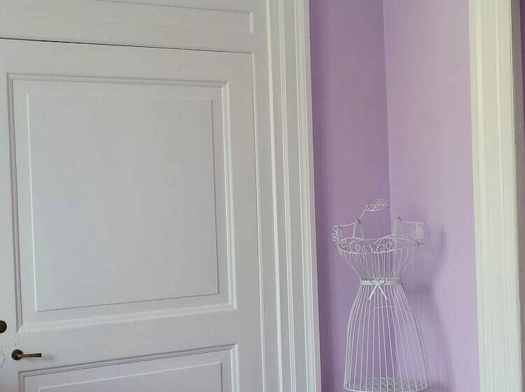 פנסיון Caluga House