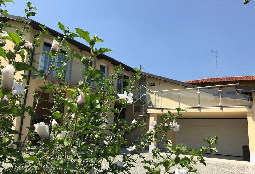 Пансион Maison Petit Perlage B&b And Champagne