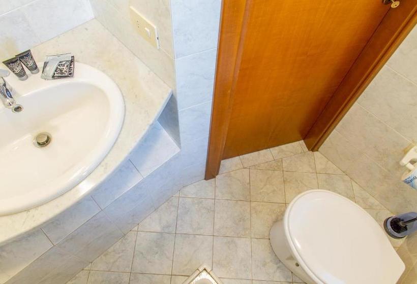 פנסיון Sailor's Accommodation