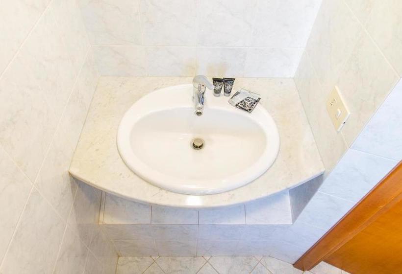 פנסיון Sailor's Accommodation