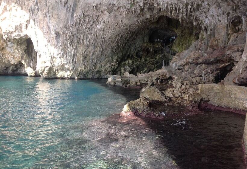 Szálló Immaculate Large House With Panoramic Views