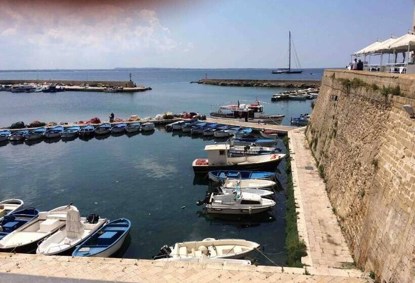 Szálló Immaculate Large House With Panoramic Views