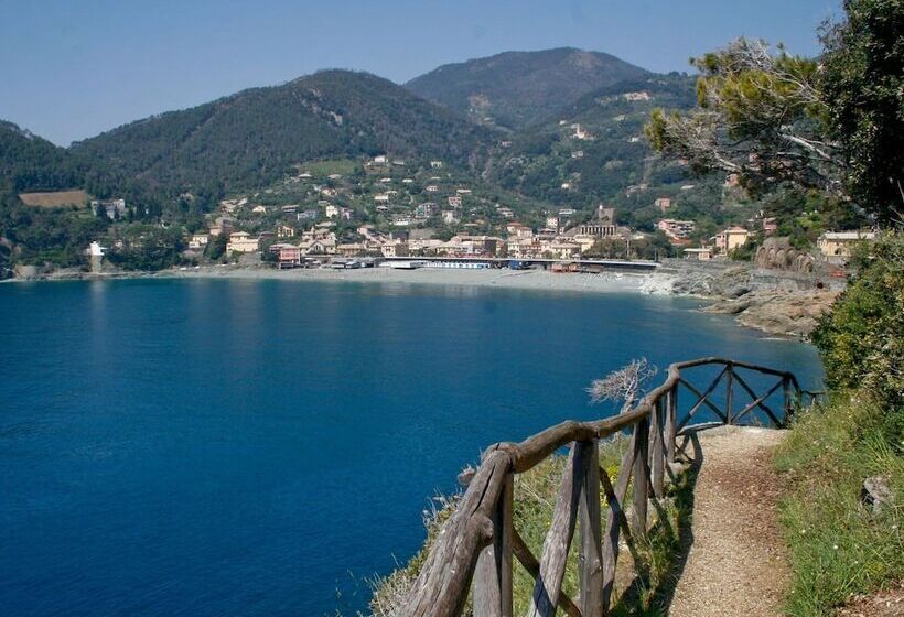 Spacious Home Surrounded By Nature