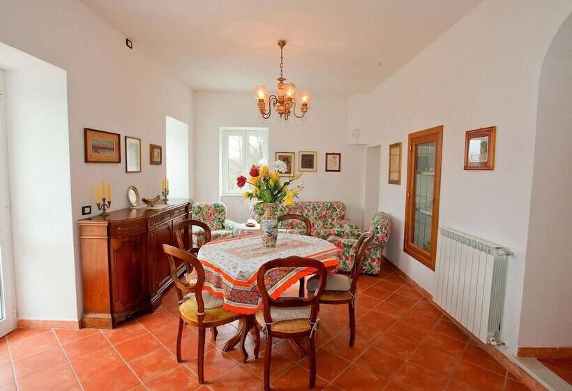 Spacious Home Surrounded By Nature