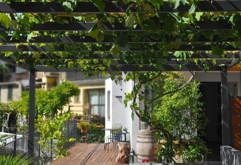 Al Nifontano B&b Ideal For Family Or Couples 2 Rooms Lakeview