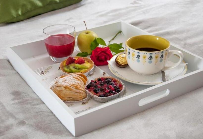 Al Nifontano B&b Ideal For Family Or Couples 2 Rooms Lakeview