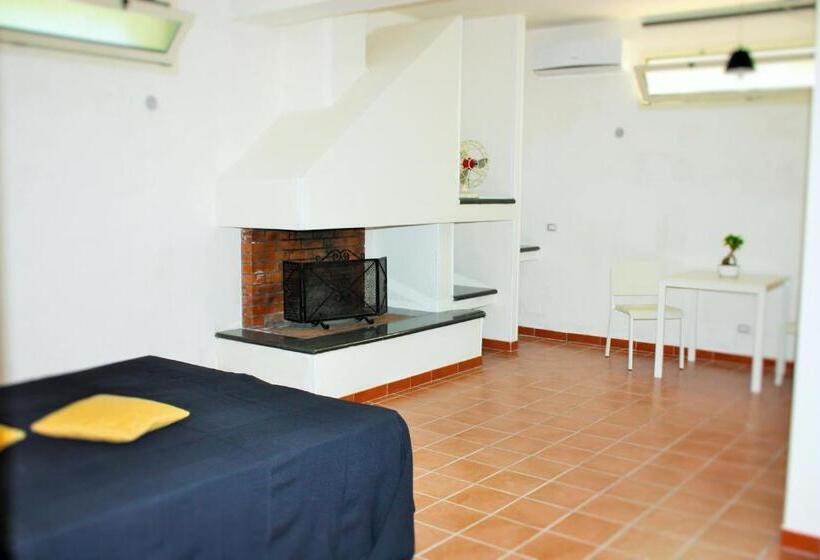 ベッドアンドブレックファースト La Macchia