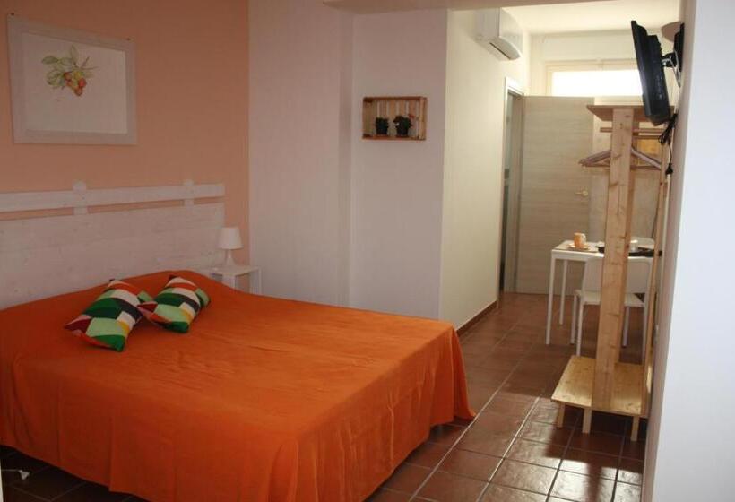 ベッドアンドブレックファースト La Macchia