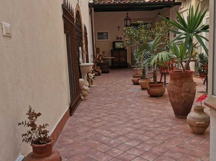 مبيت وإفطار A Casa Di Amedeo