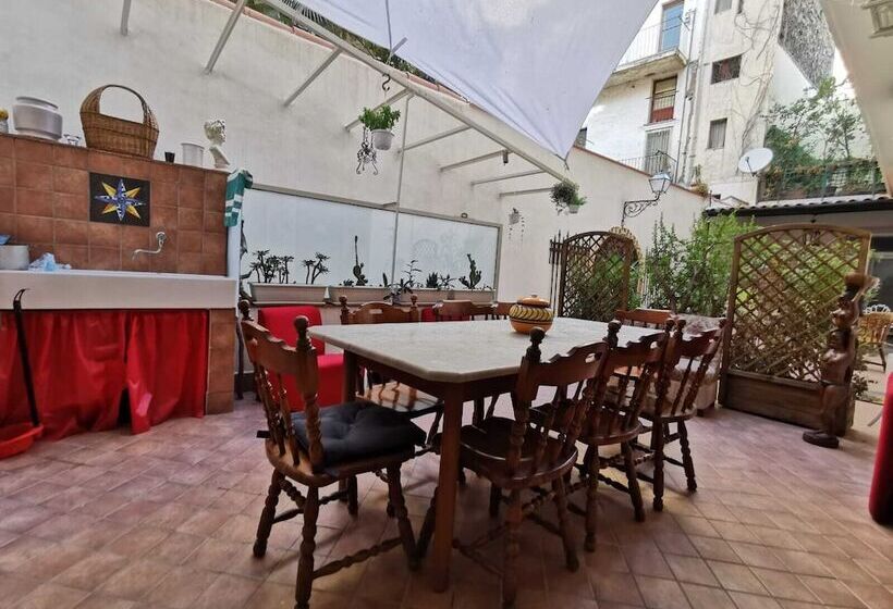 مبيت وإفطار A Casa Di Amedeo