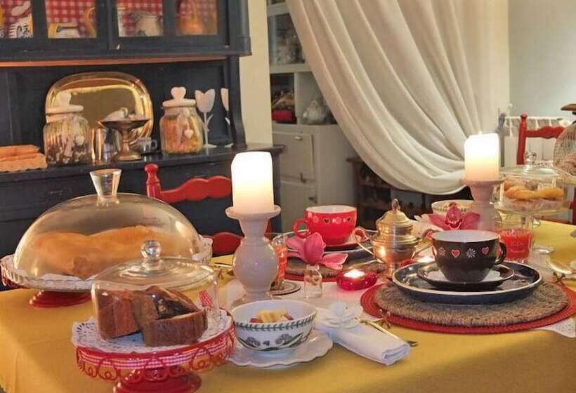 تختخواب و صبحانه A Casa Mia Soloindue