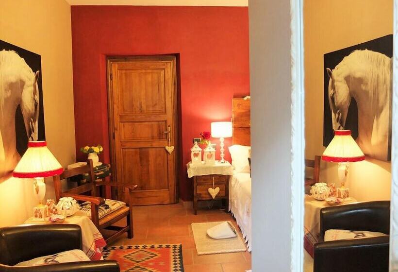 تختخواب و صبحانه A Casa Mia Soloindue