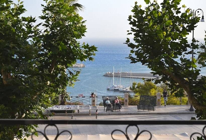 住宿加早餐  Agorà Panoramic Rooms