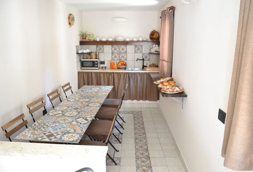 住宿加早餐  Agorà Panoramic Rooms