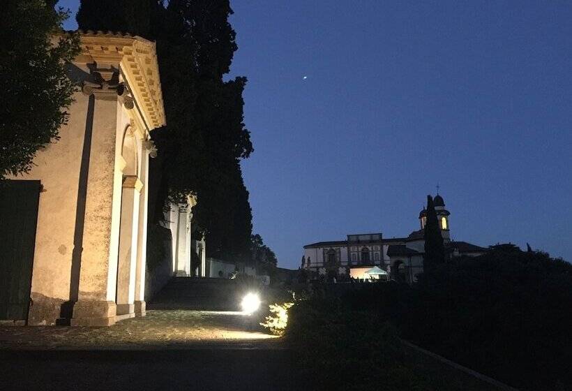 Bed and Breakfast Agriturismo Borgo Buzzaccarini Rocca Di Castello