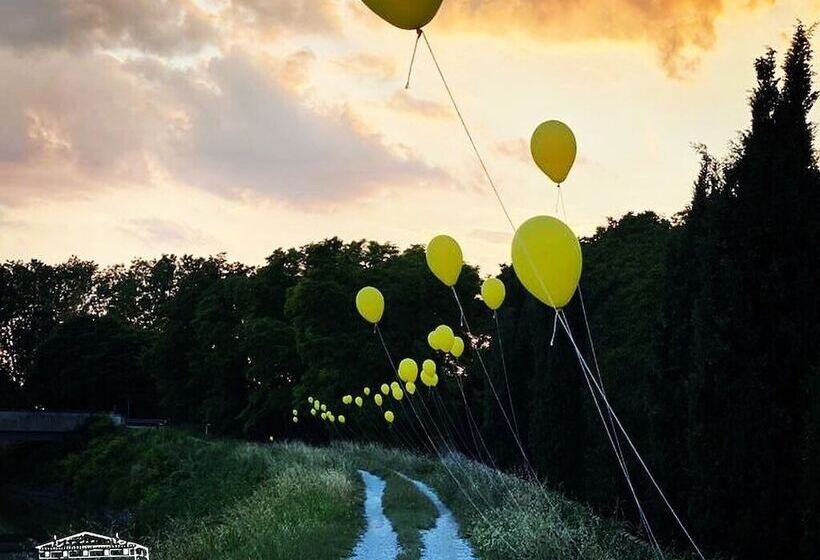 Bed and Breakfast Agriturismo Borgo Buzzaccarini Rocca Di Castello