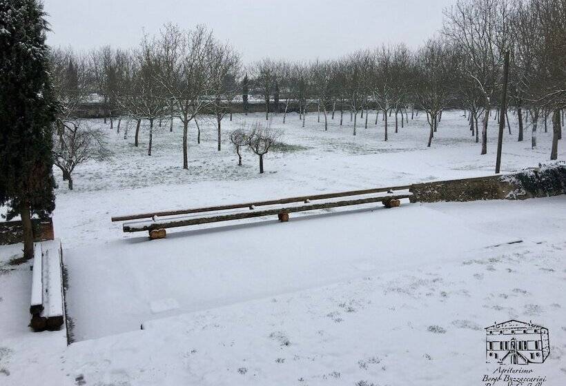 Bed and Breakfast Agriturismo Borgo Buzzaccarini Rocca Di Castello