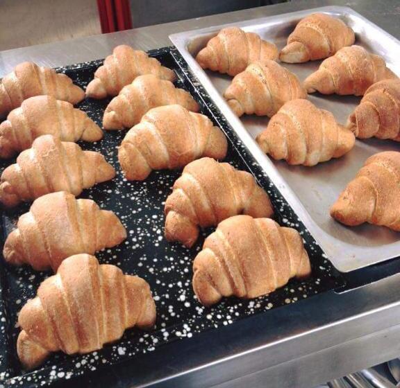 ベッドアンドブレックファースト Alcavour21