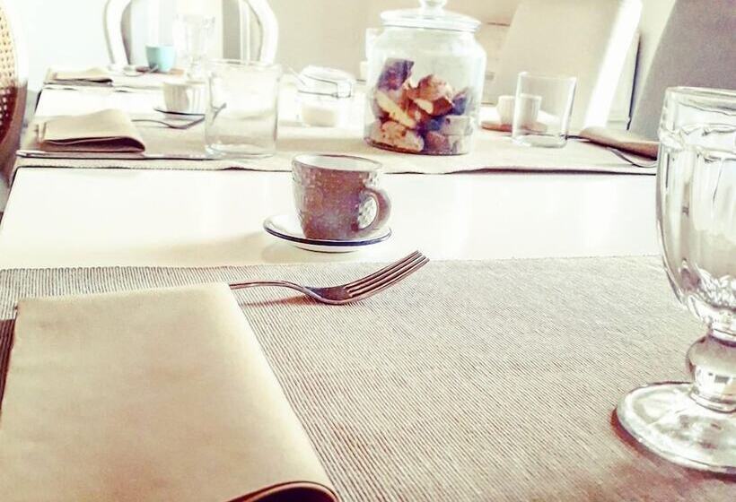 ベッドアンドブレックファースト Alcavour21