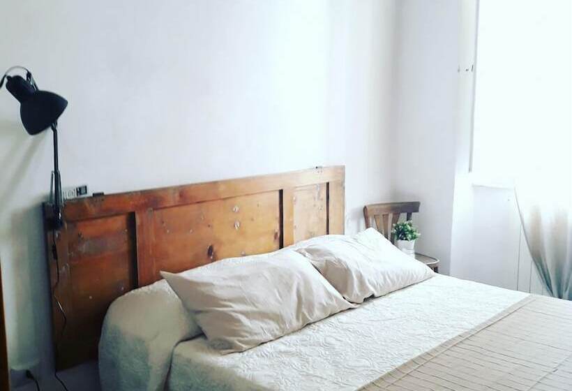 ベッドアンドブレックファースト Alcavour21