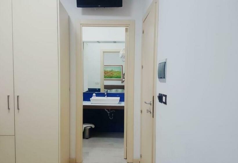 住宿加早餐  Brezza Marina