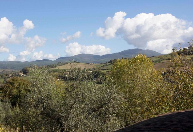 مبيت وإفطار Casale San Pietro