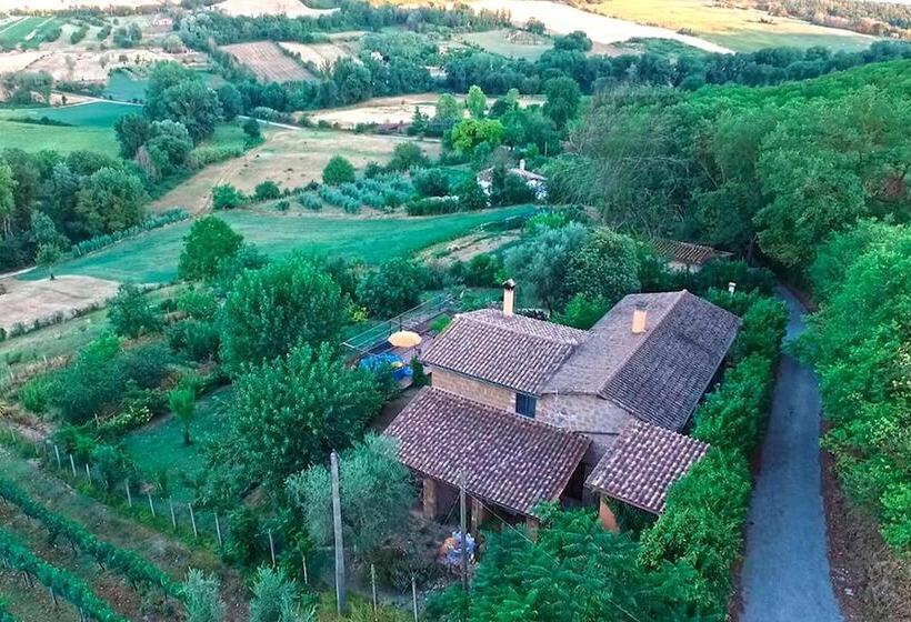 مبيت وإفطار Casale San Pietro