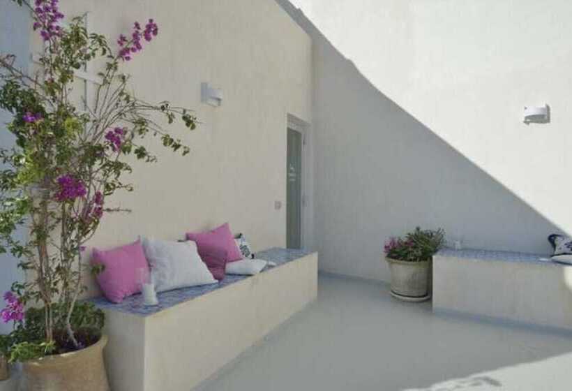 צימר Community Rooms & Wine