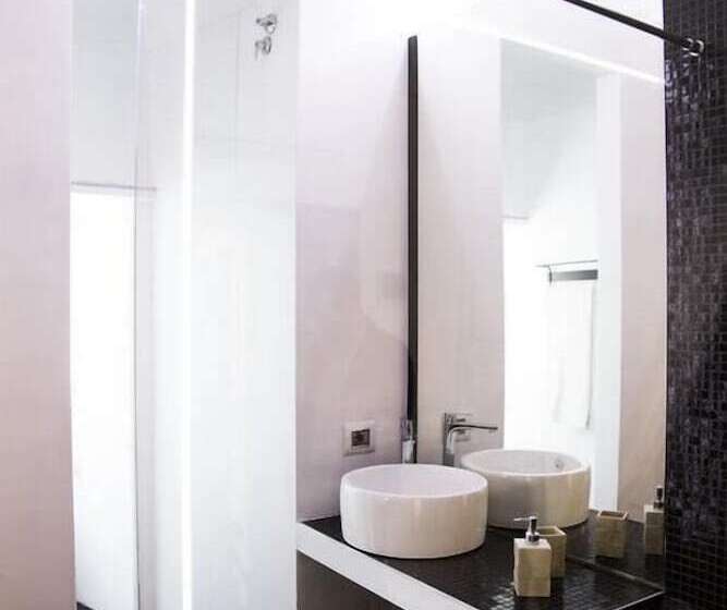 مبيت وإفطار Community Rooms & Wine