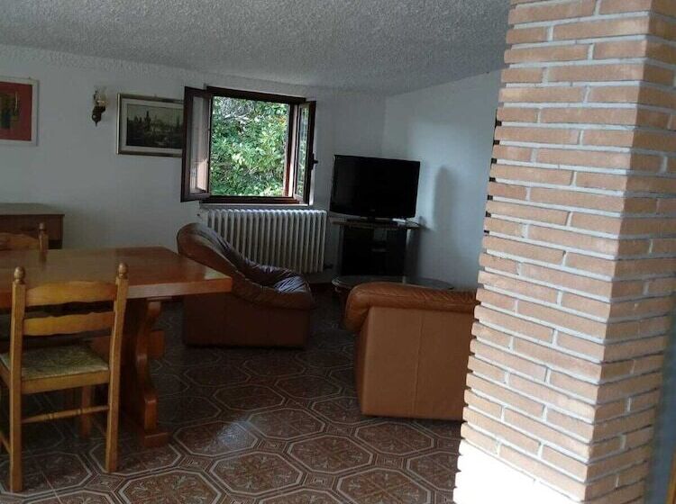 住宿加早餐  Da Nonna Laura Al Circeo