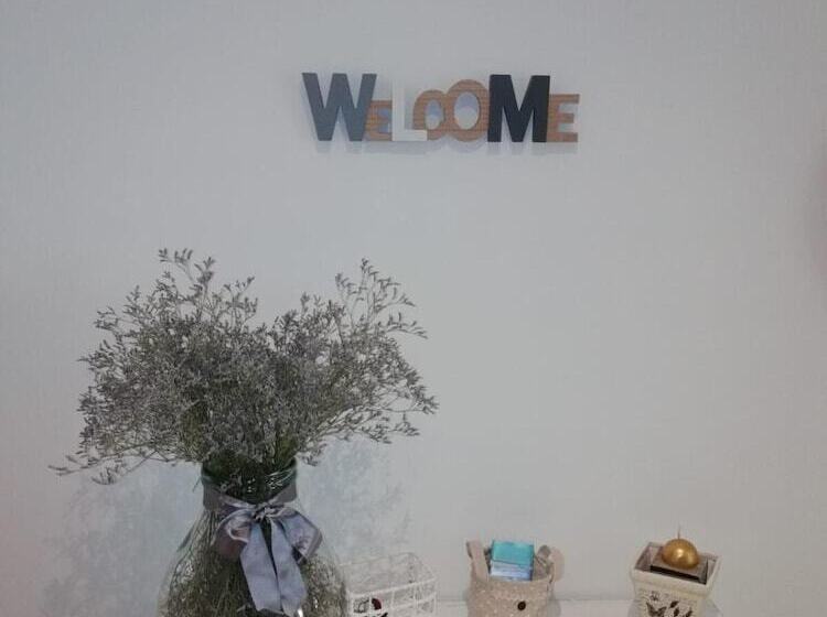 Bed and Breakfast Good Morning Shopping