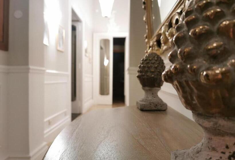 تختخواب و صبحانه Il Galleone