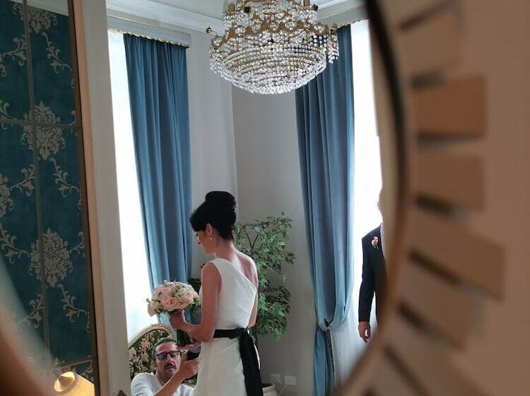 تختخواب و صبحانه Il Galleone