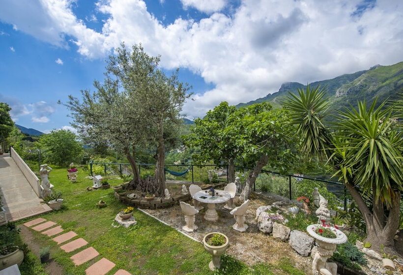 مبيت وإفطار Il Mandorlo