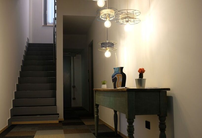 تختخواب و صبحانه Invento Bnb Unconventional Maison