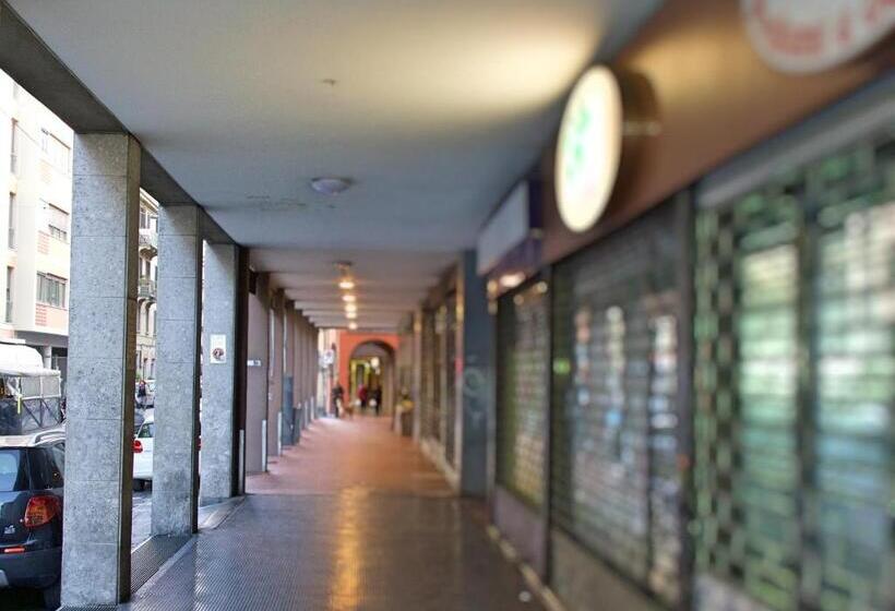 Bed and Breakfast L Antenna