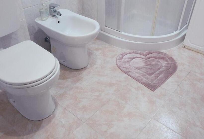 Bed and Breakfast L Antenna