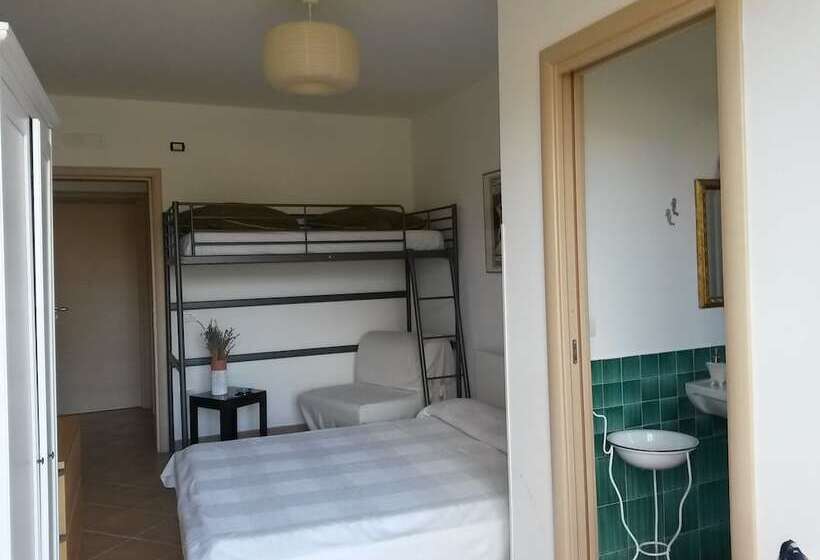 ベッドアンドブレックファースト L Arcadia