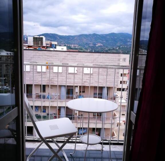 ベッドアンドブレックファースト L Attico