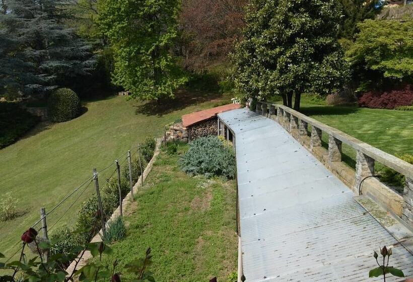 Bed and Breakfast L Uovo E La Faina