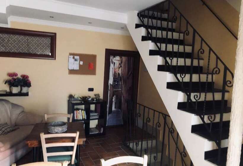 ベッドアンドブレックファースト La Locanda Del Borgo