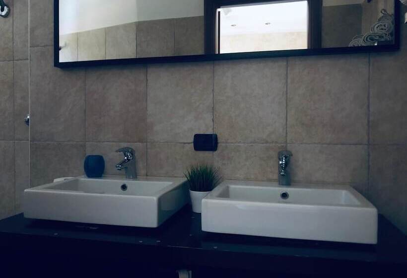 ベッドアンドブレックファースト La Locanda Del Borgo