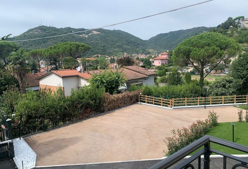 مبيت وإفطار Mikeme