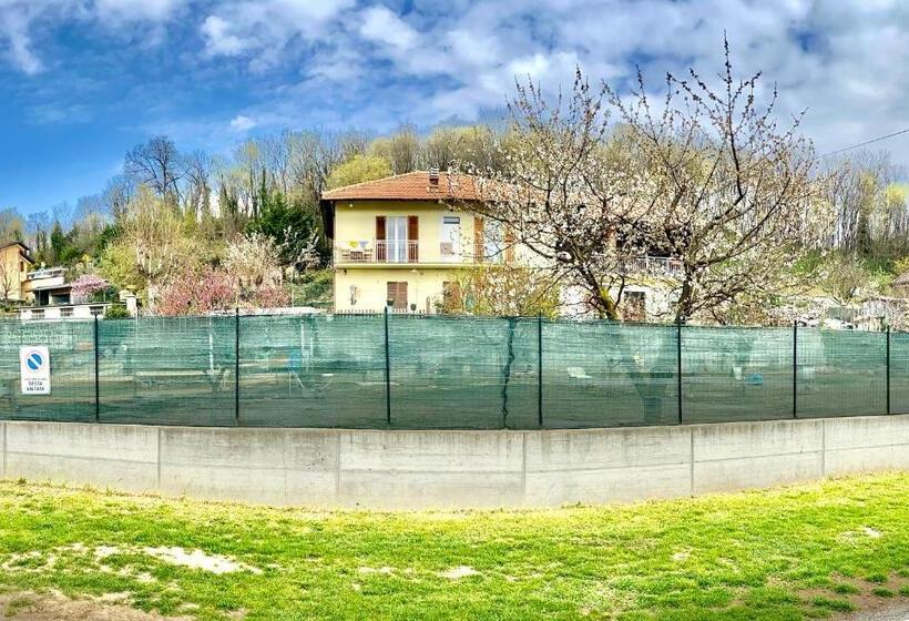 مبيت وإفطار Oca Carolina